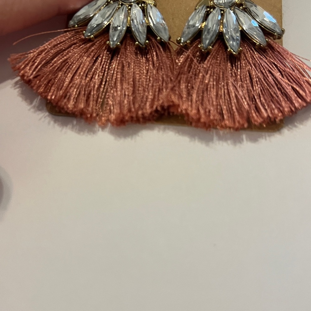 🩵3/$15 Jewelry- Mauve Tassel Earrings with Crystal Accents - Boho Glam - Picture 5 of 5